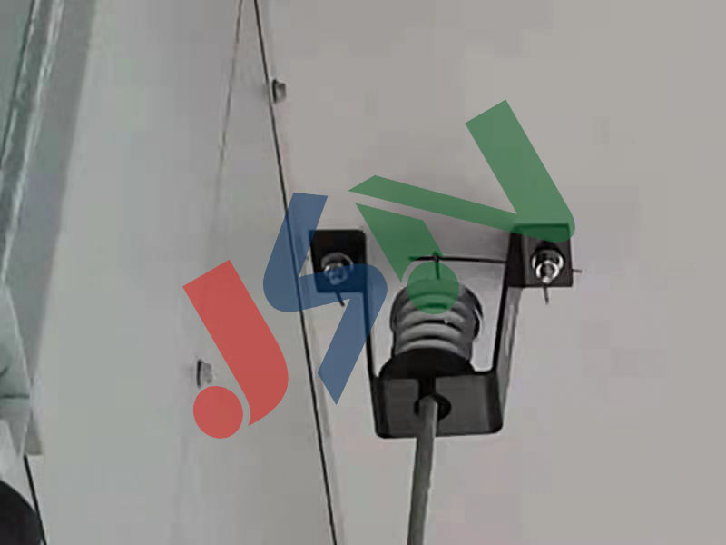 大參林行政樓風(fēng)機(jī)箱減振項(xiàng)目